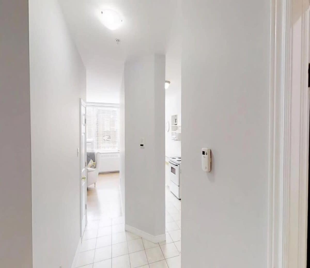 Bright Cozy Condo The Heart Of Uptown 2Bed Coffee & Tea Saint John Exteriör bild