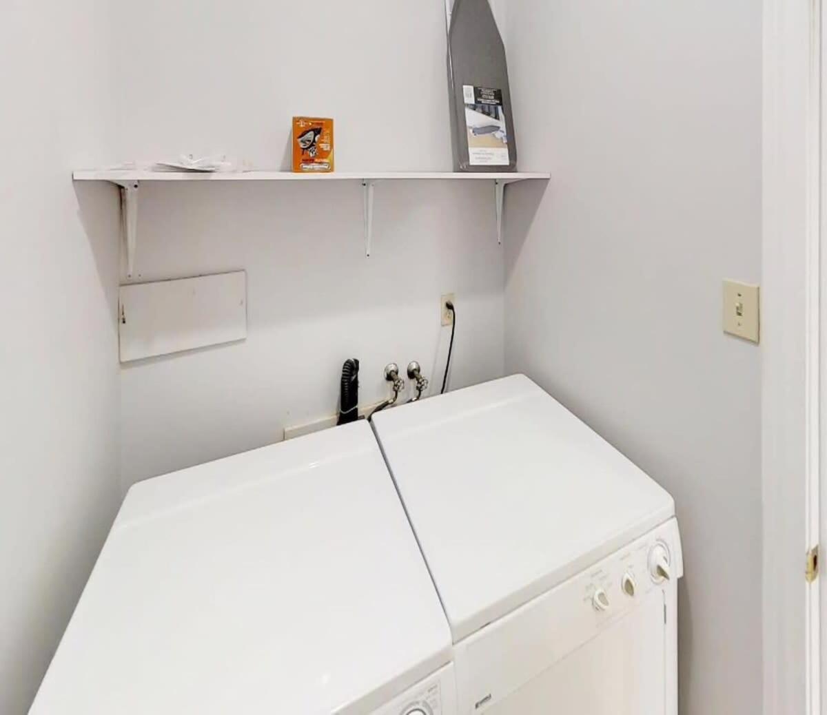 Bright Cozy Condo The Heart Of Uptown 2Bed Coffee & Tea Saint John Exteriör bild